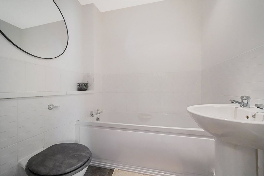 Additional image 5 of 2 bed flat for saleTollbraes Road, Bathgate, West Lothian EH48