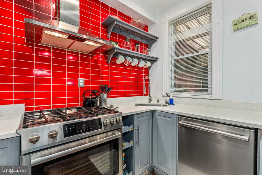 502 G Street NE, Washington, DC 20002 photo 5