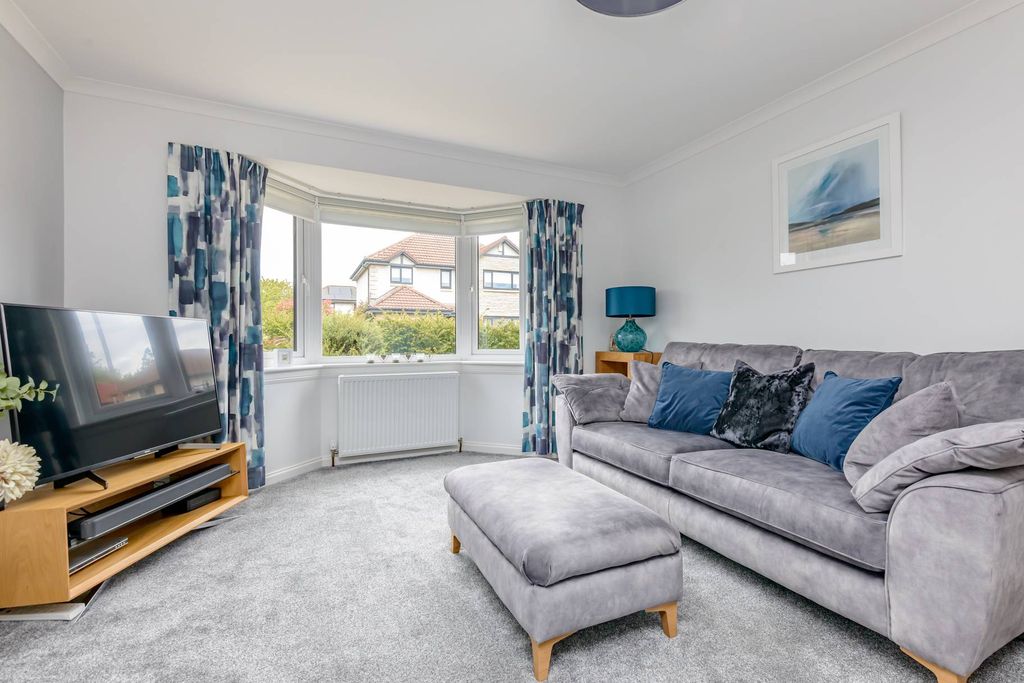 Additional image 6 of 3 bed detached house for sale65 Carnbee Park, Liberton, Edinburgh EH16