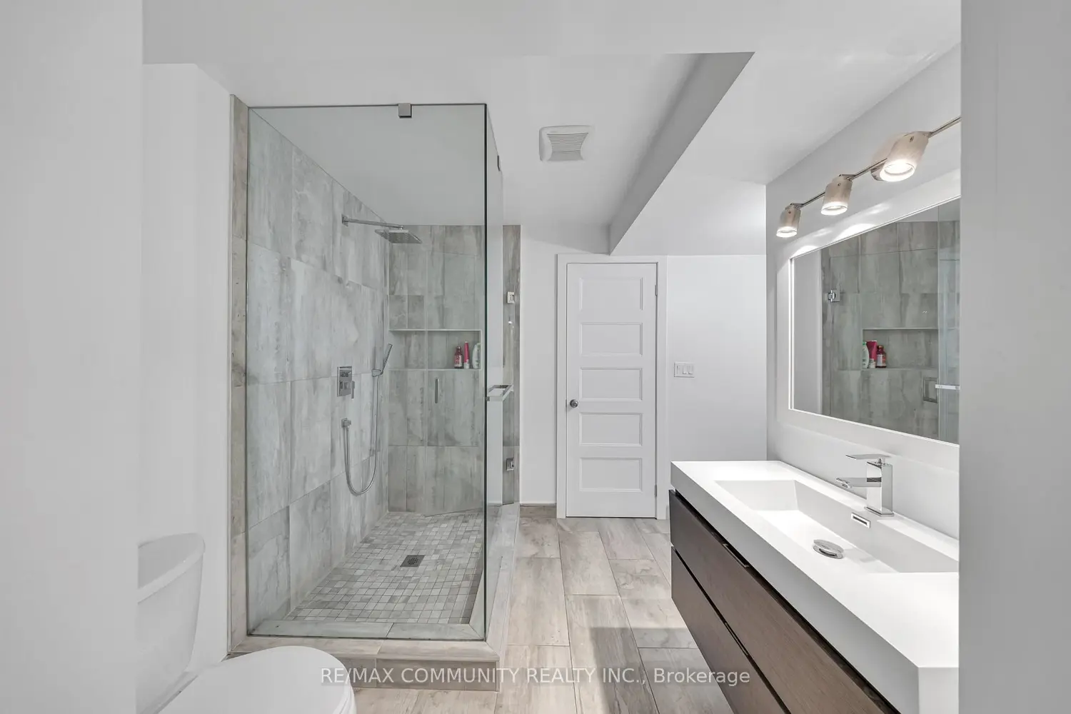Additional image 17 of 5326 Segriff Drive