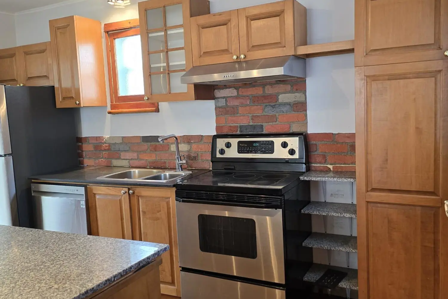 Additional image 3 of 140 Belmont Street