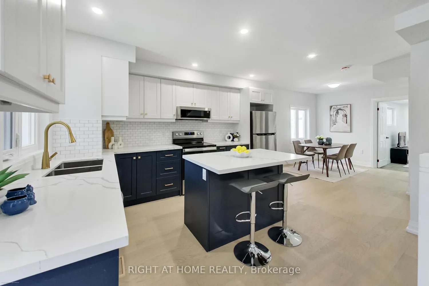 259 Robina Avenue photo 3