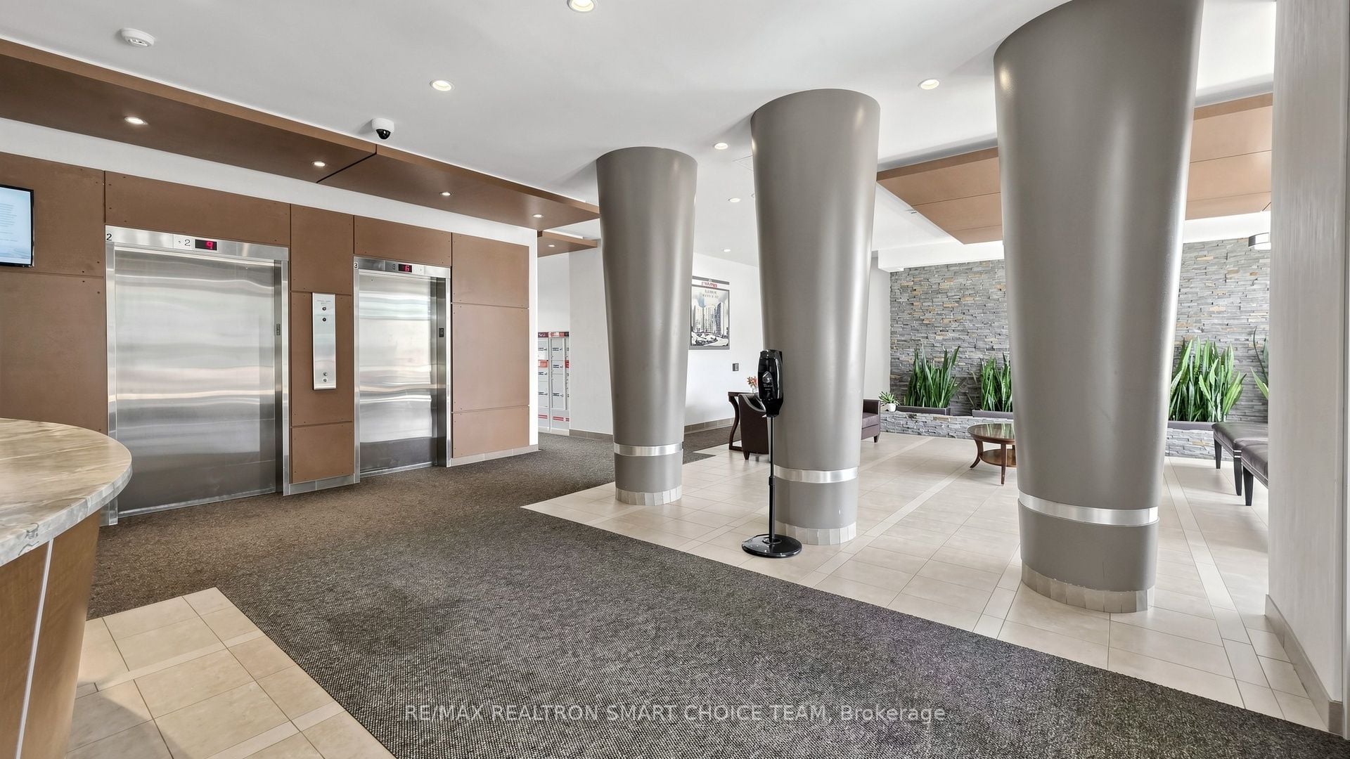 Additional image 3 of 504-50 Kingsbridge Garden Circle, Mississauga, ON, L5R 1Y2