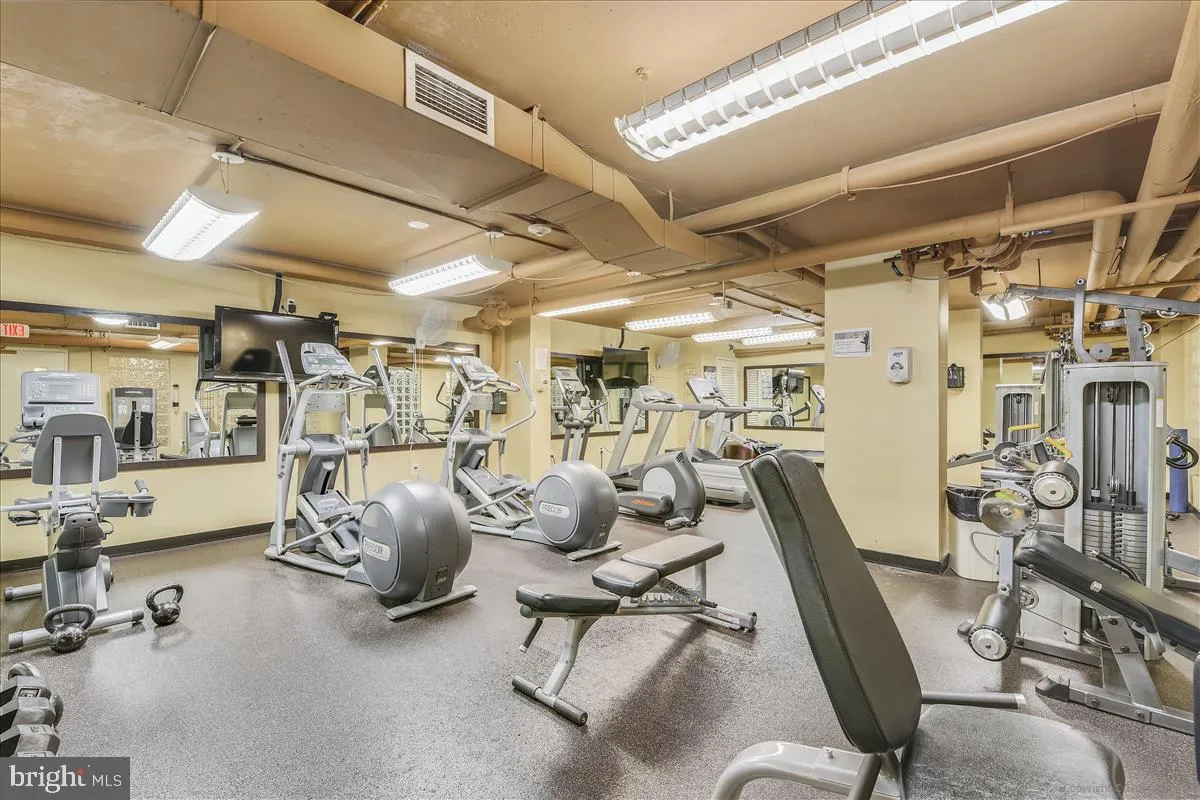 Additional image 69 of 940 25th Street NW Unit 817-S, Washington, DC 20037