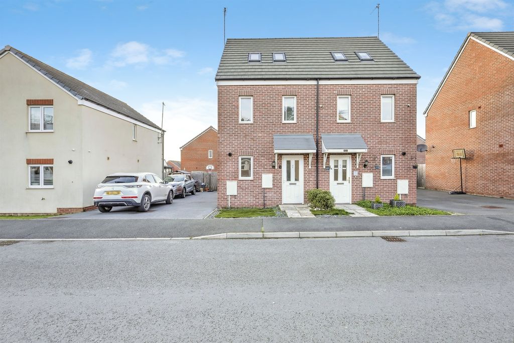 Additional image 14 of 3 bed semi-detached house for saleHodder Street, Northampton NN2
