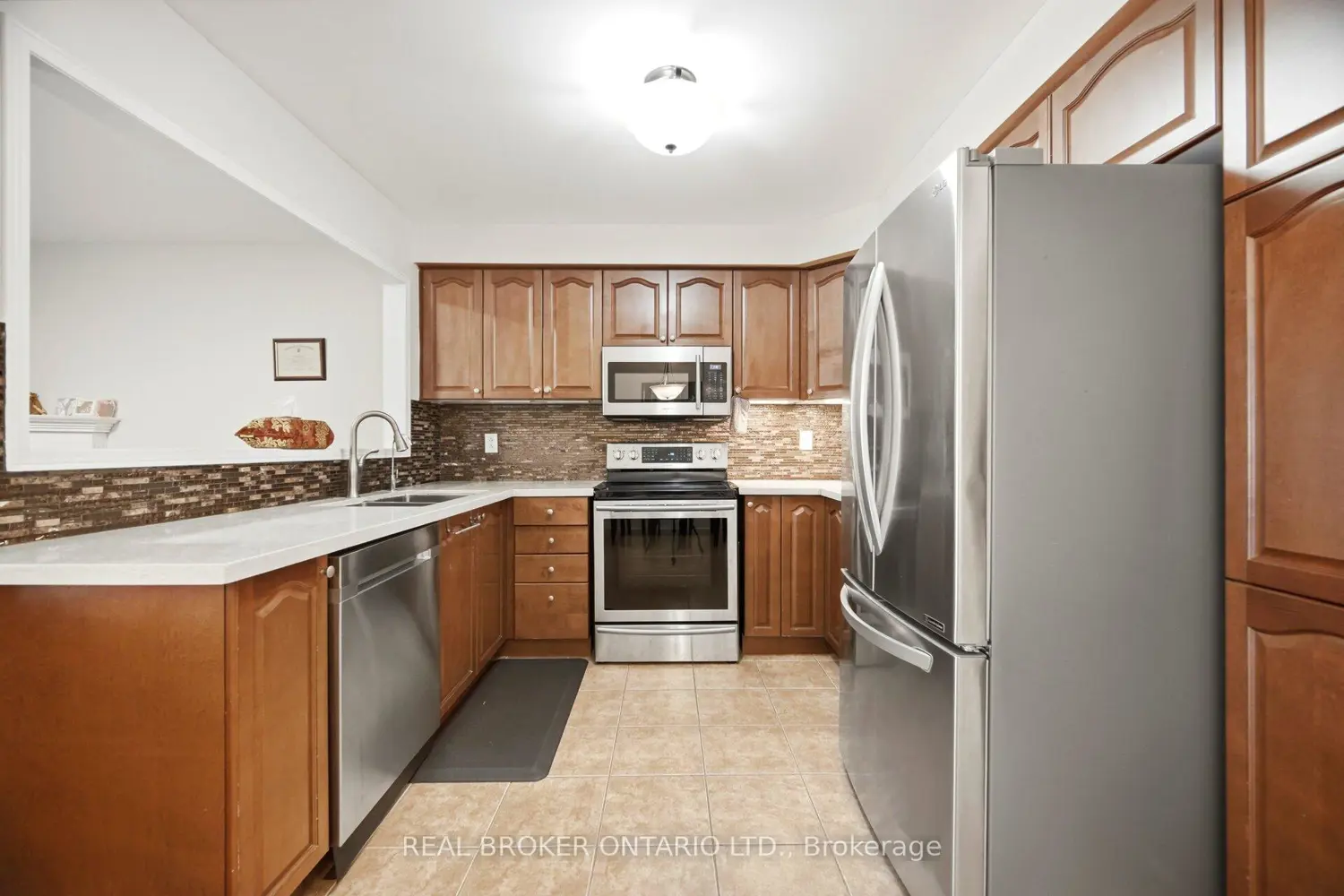 Additional image 4 of 3935 Skyview Street