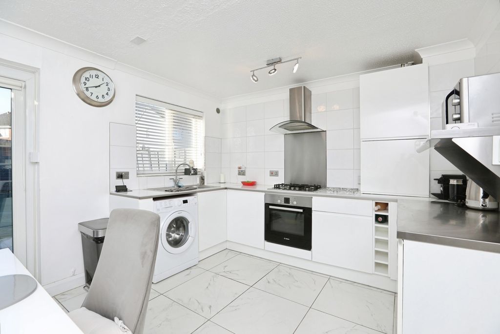 Additional image 11 of 3 bed semi-detached house for saleDiligent Drive, Sittingbourne, Kent ME10