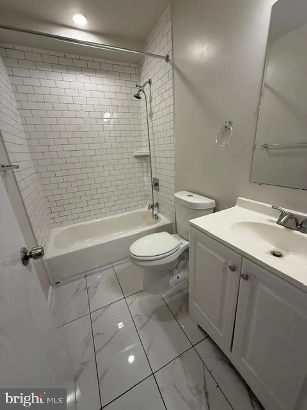 Additional image 5 of 412 20th Street NE, Washington, DC 20002