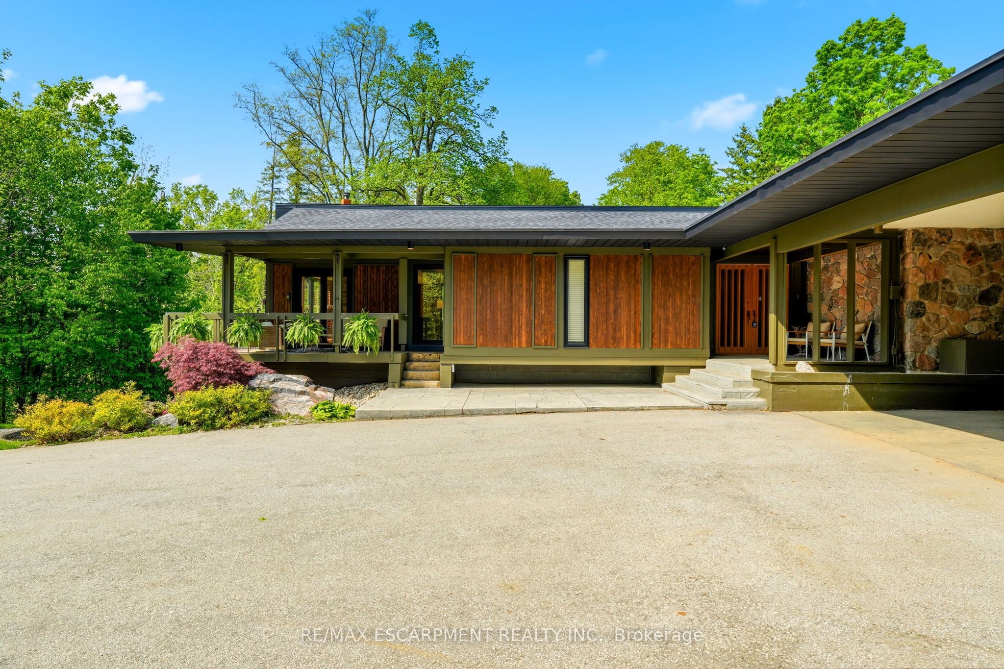 Additional image 2 of 2510 Britannia Road, Burlington, ON, L7P 0G3