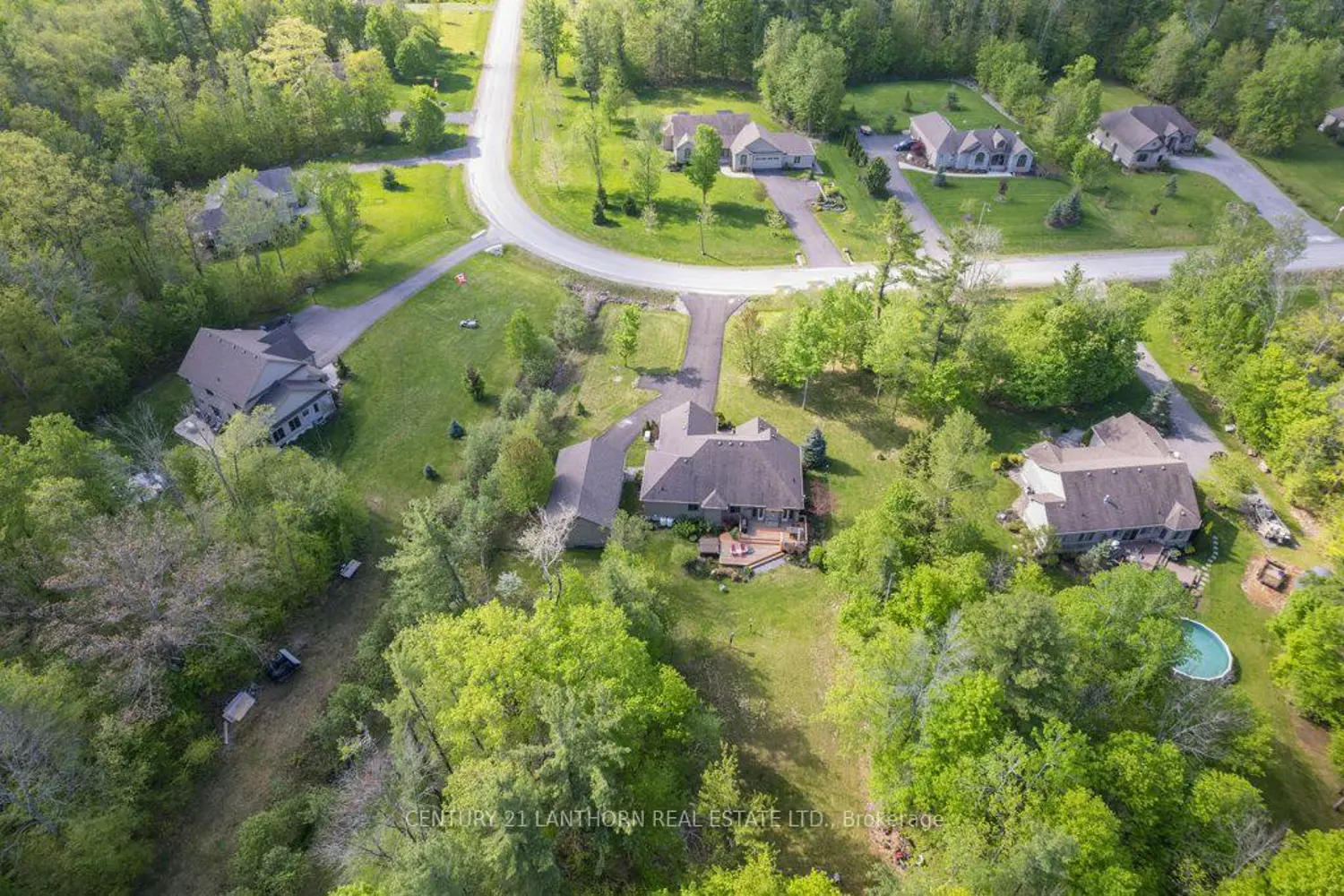 Additional image 17 of 8 Grandview Court