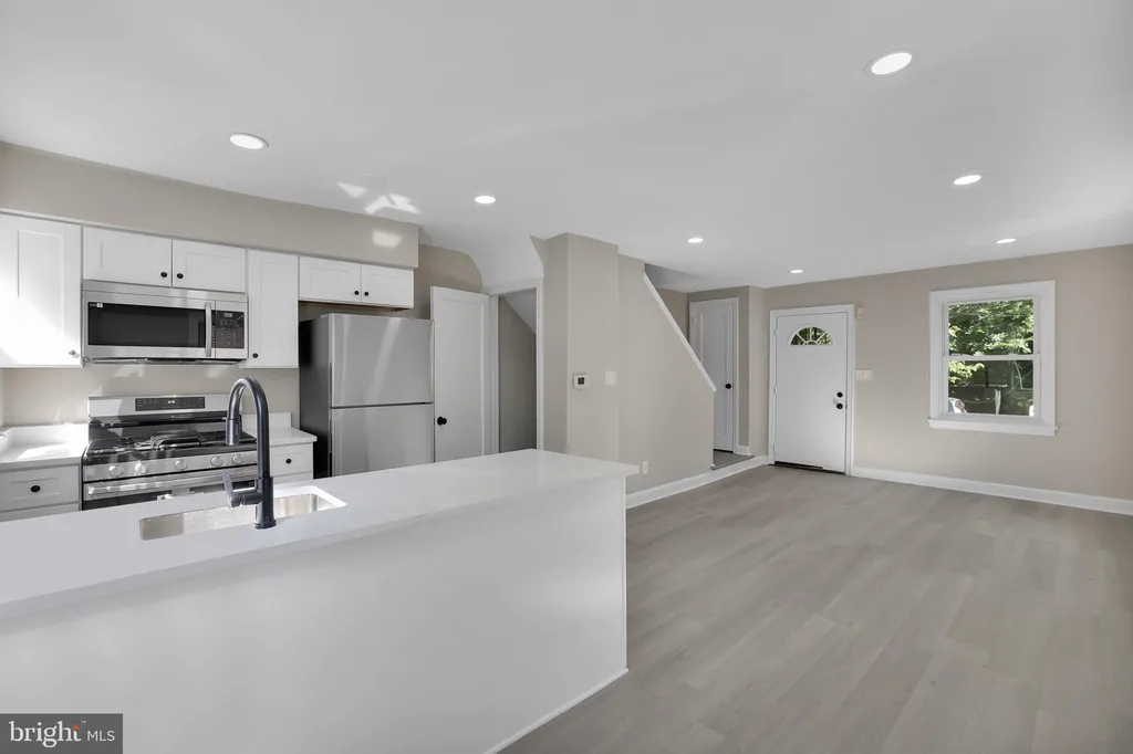 Additional image 7 of 2411 Savannah Street SE, Washington, DC 20020