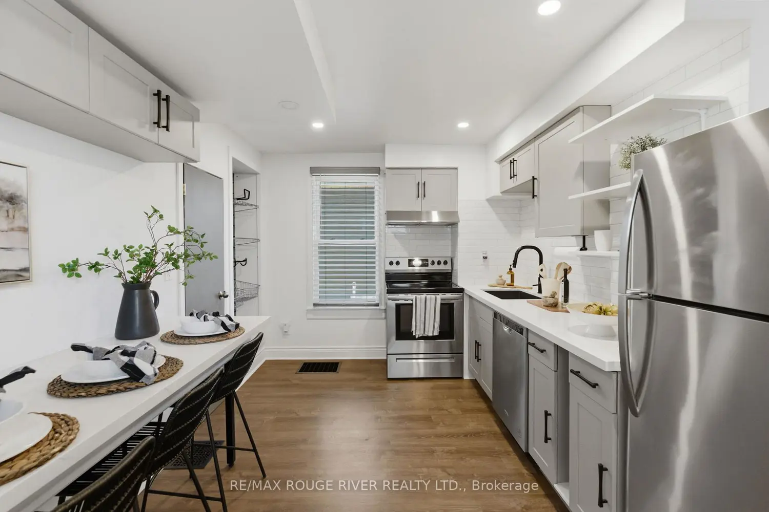 Additional image 2 of 163 Nassau Street