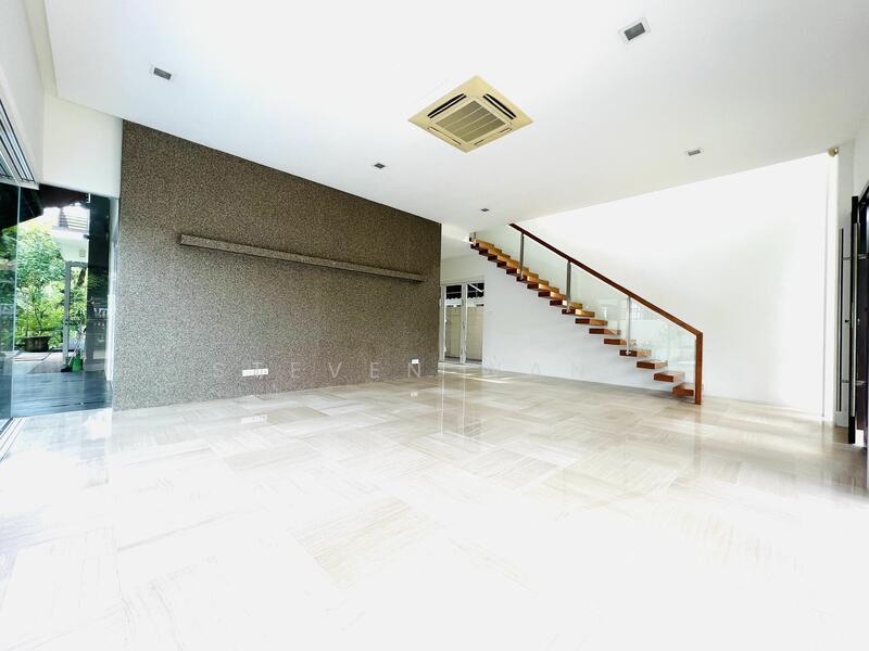 Additional image 3 of Holland Road Stunning Bungalow with Pool and Greenery View