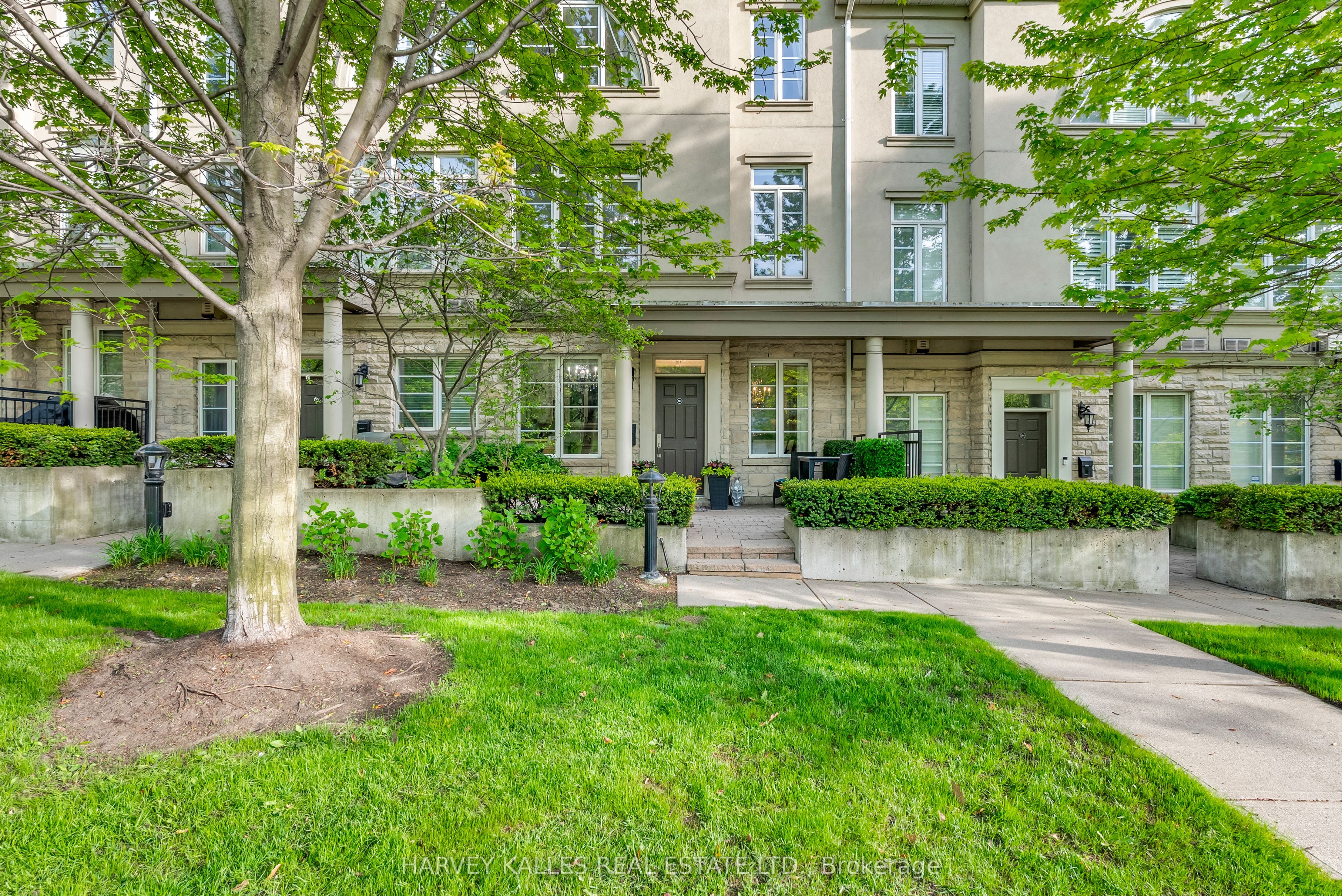 Additional image 2 of 313-51 York Mills Road, Toronto, ON, M2P 1B6