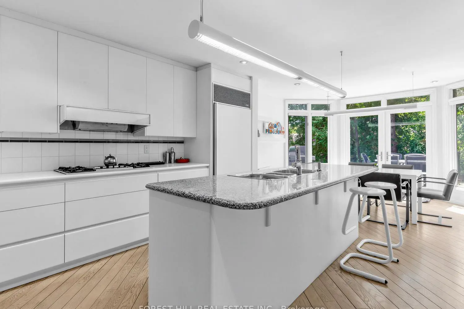 43 Beaverhall Drive photo 2