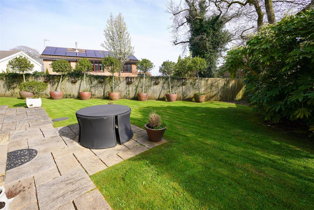 Additional image 46 of 5 bed property for saleSherborne Walk, Blackpill, Swansea SA3
