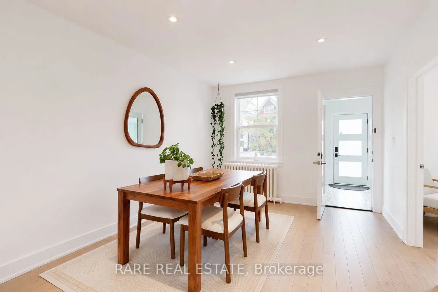 48 Redwood Avenue photo 2