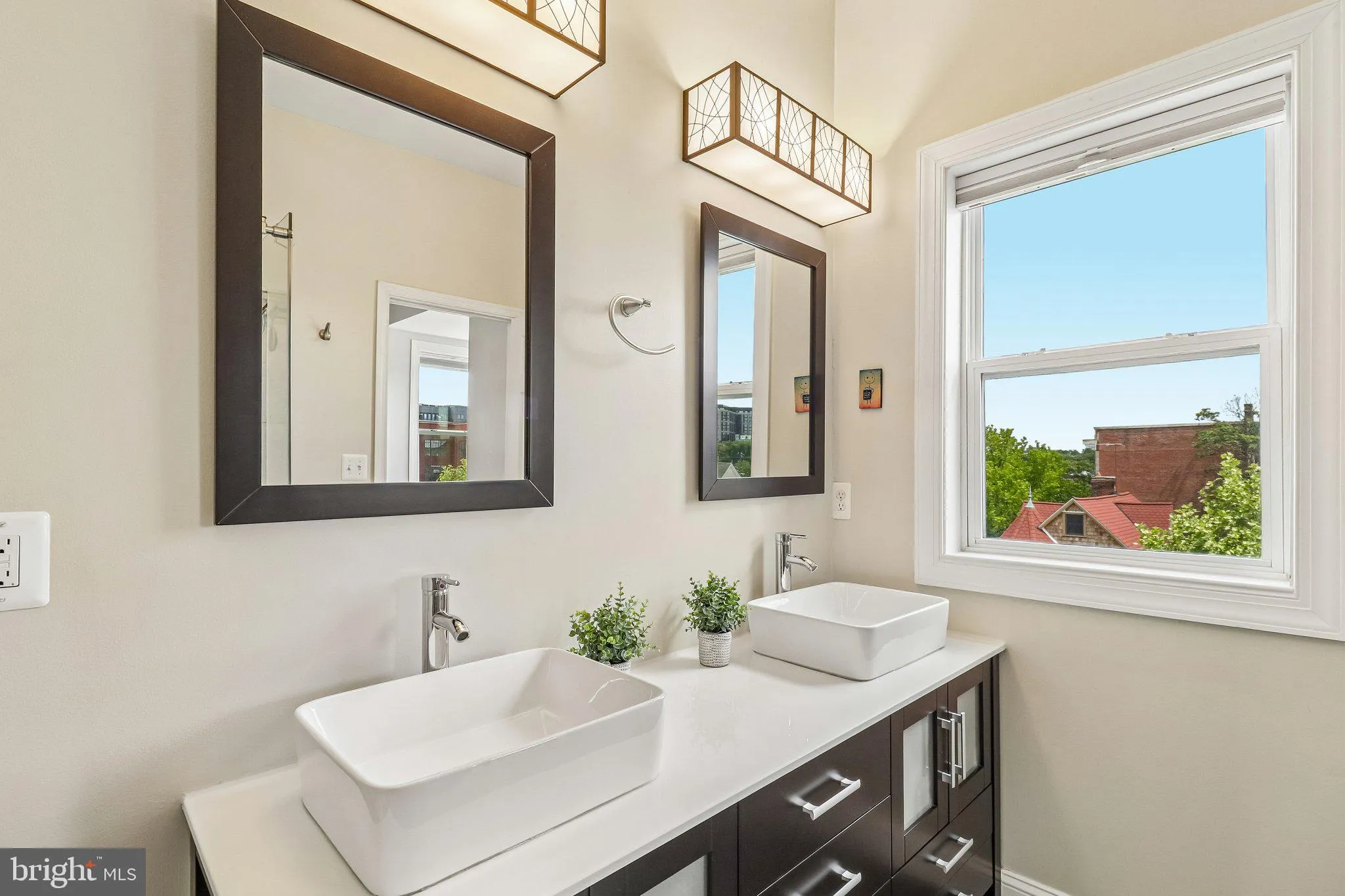 Additional image 77 of 233 S Street NE Unit 5, Washington, DC 20002