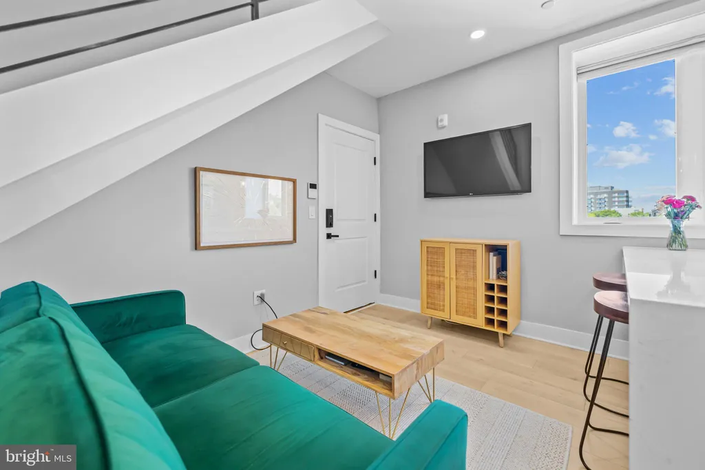 Additional image 3 of 1915 H St NE Unit PH1, Washington, DC 20002