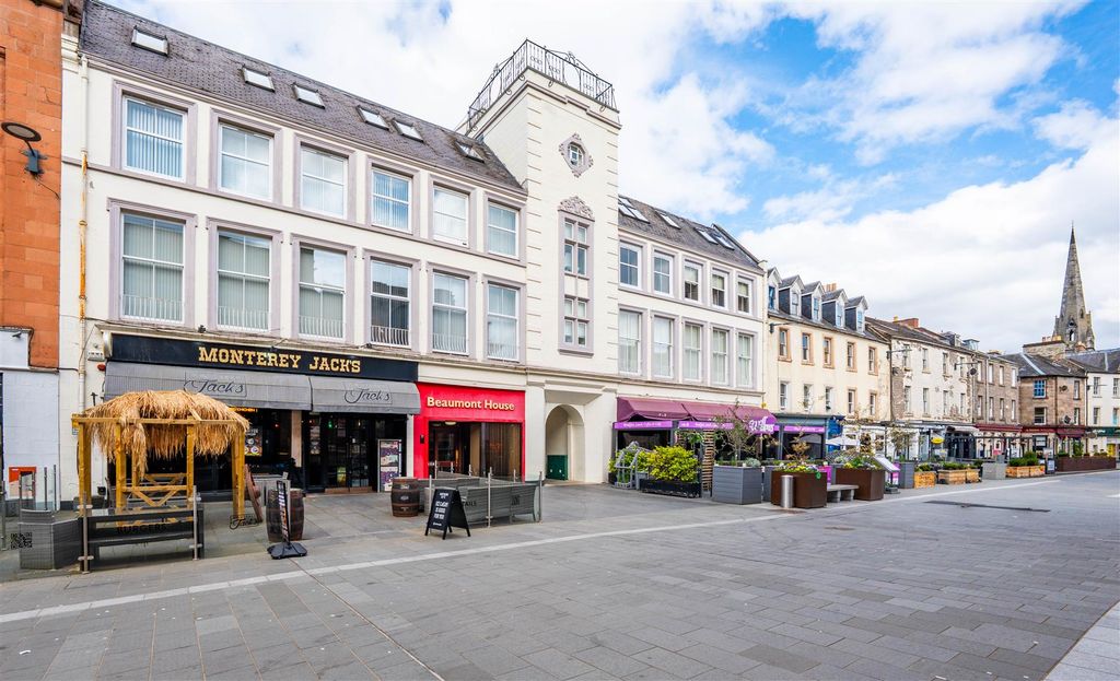 3 bed flat for saleSt. Johns Place, Perth PH1