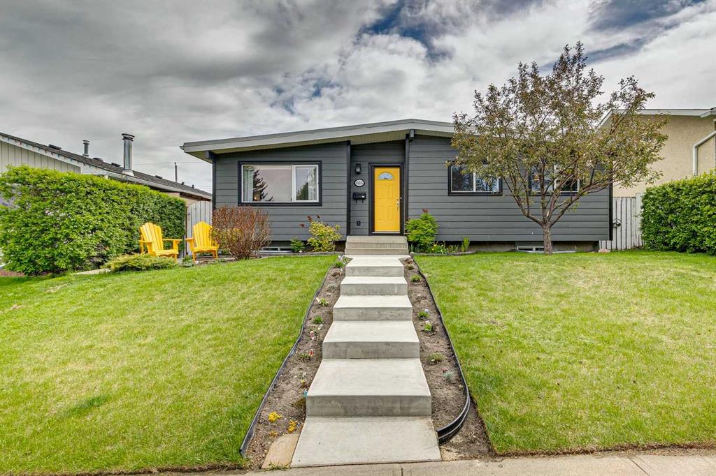 Additional image 4 of 10651 Shillington Crescent SW, Calgary, AB, T2W 0N8