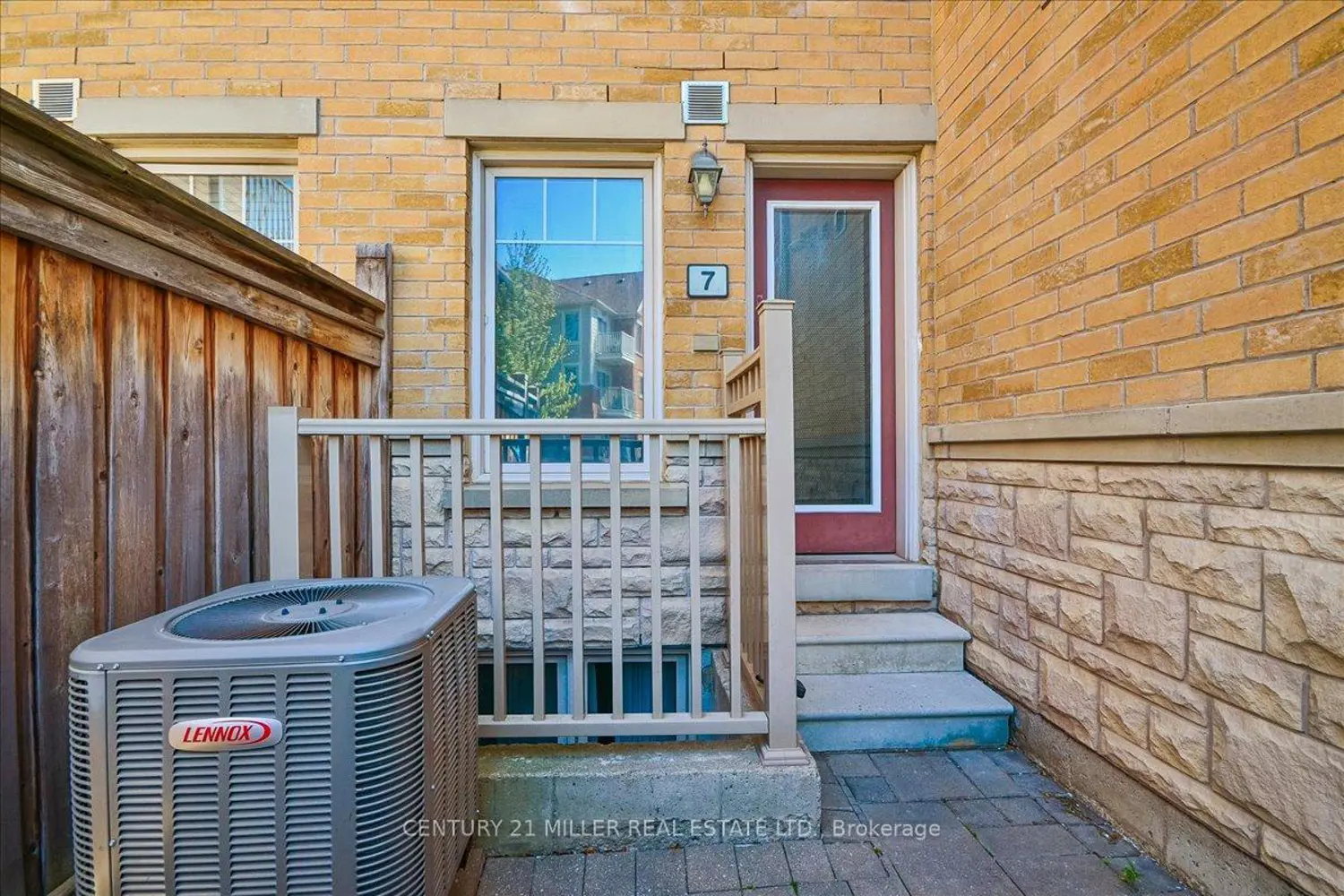 Additional image 18 of 3100 Thomas Street 7