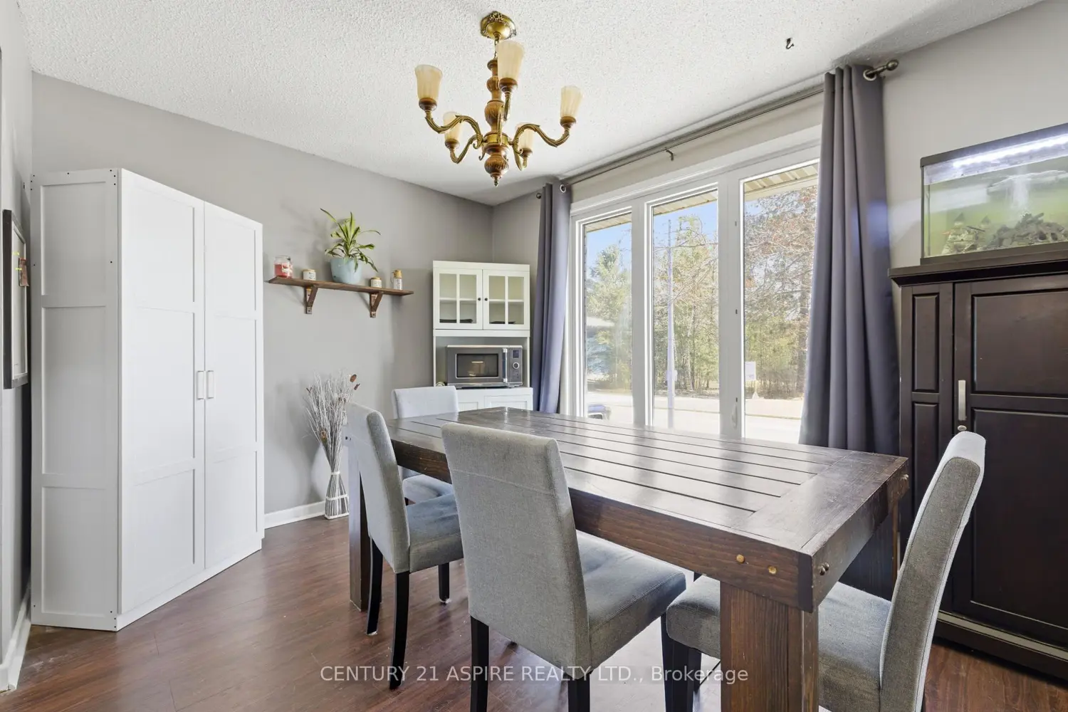 Additional image 4 of 93 Frontenac Crescent