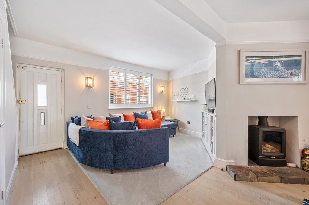 Additional image 18 of 3 bed terraced house for saleGlencoe Road, Weybridge KT13