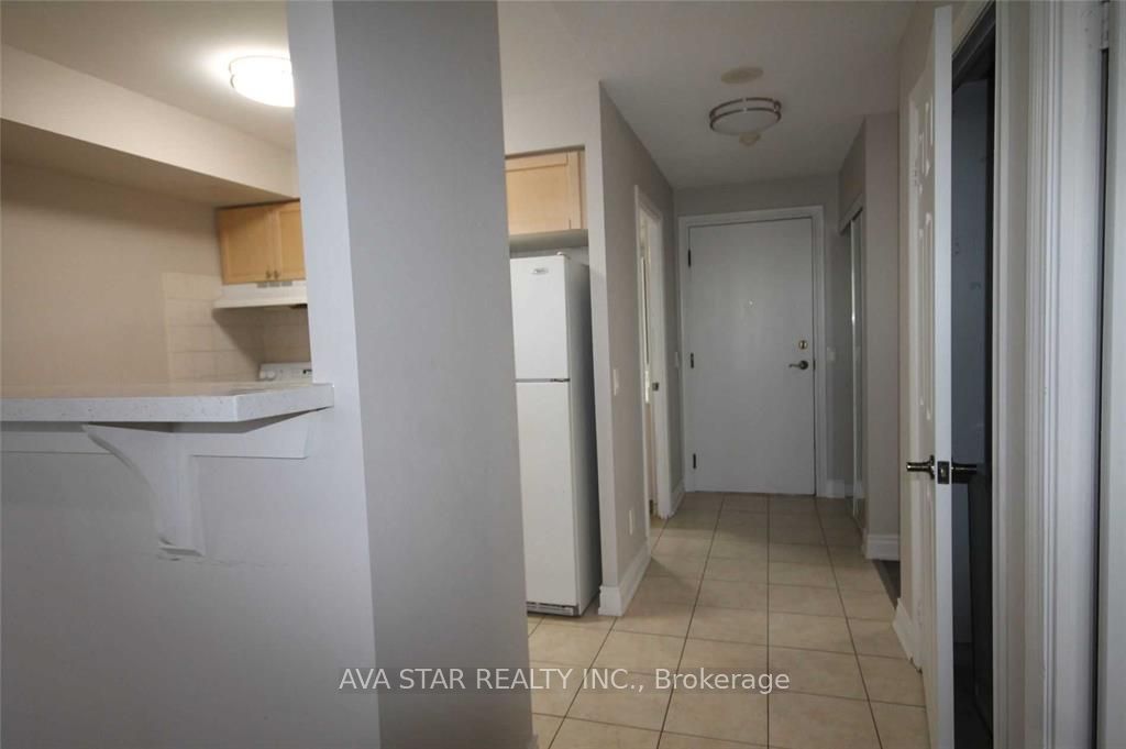 Additional image 3 of 1029-700 Humberwood Boulevard, Toronto, ON, M9W 7J4