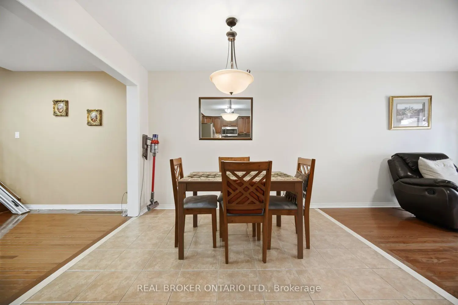 Additional image 6 of 3935 Skyview Street