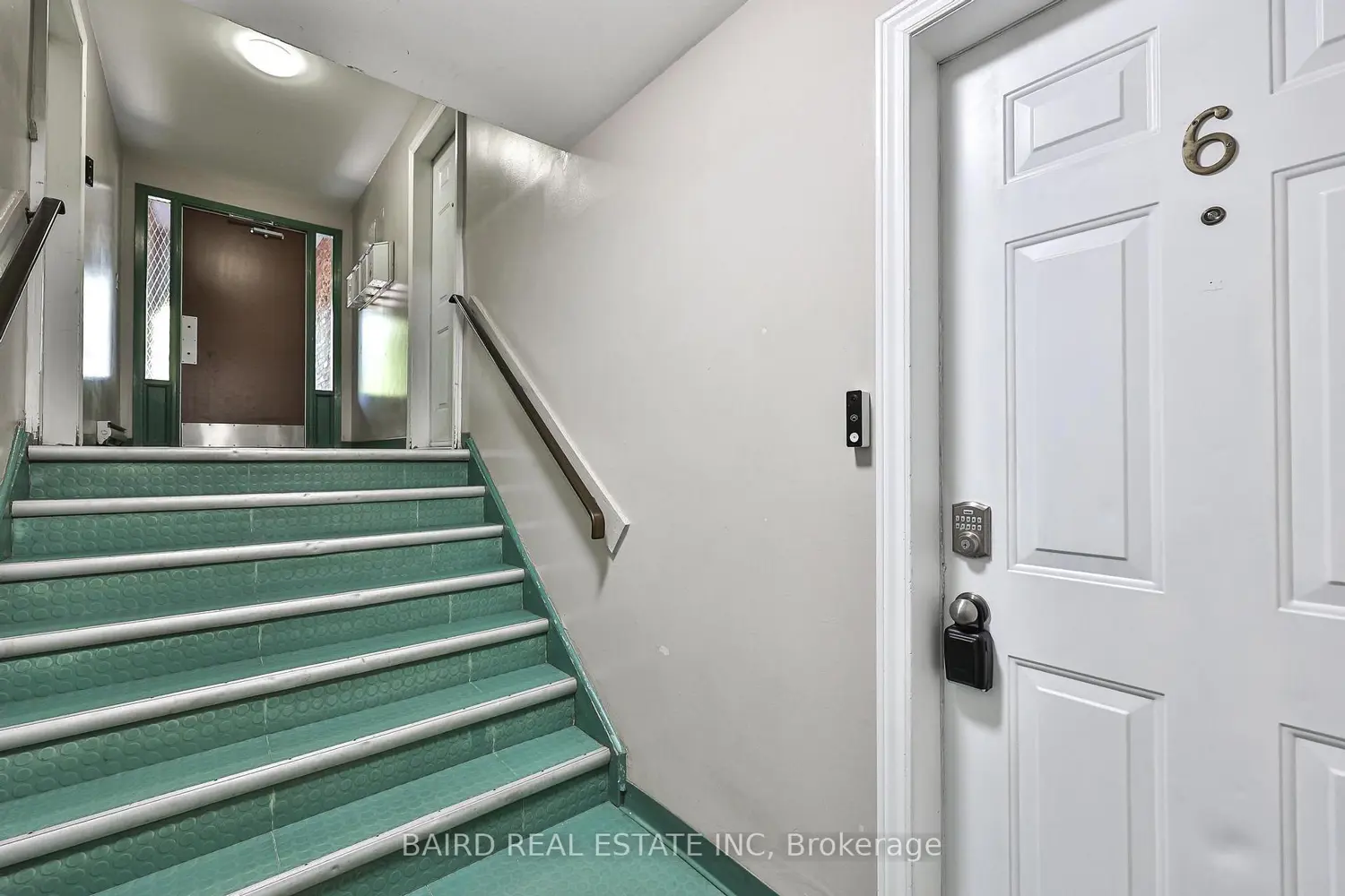 Additional image 11 of 1331 Mary Street 6