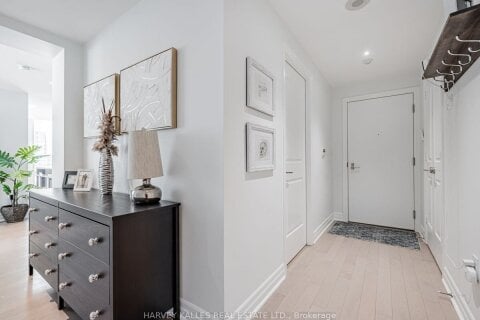 Additional image 8 of 1205-8 The Esplanade N/a, Toronto, ON, M5E 0A6