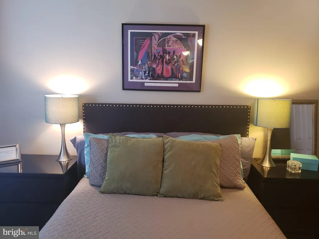 717 Brandywine Street SE Unit 304, Washington, DC 20032