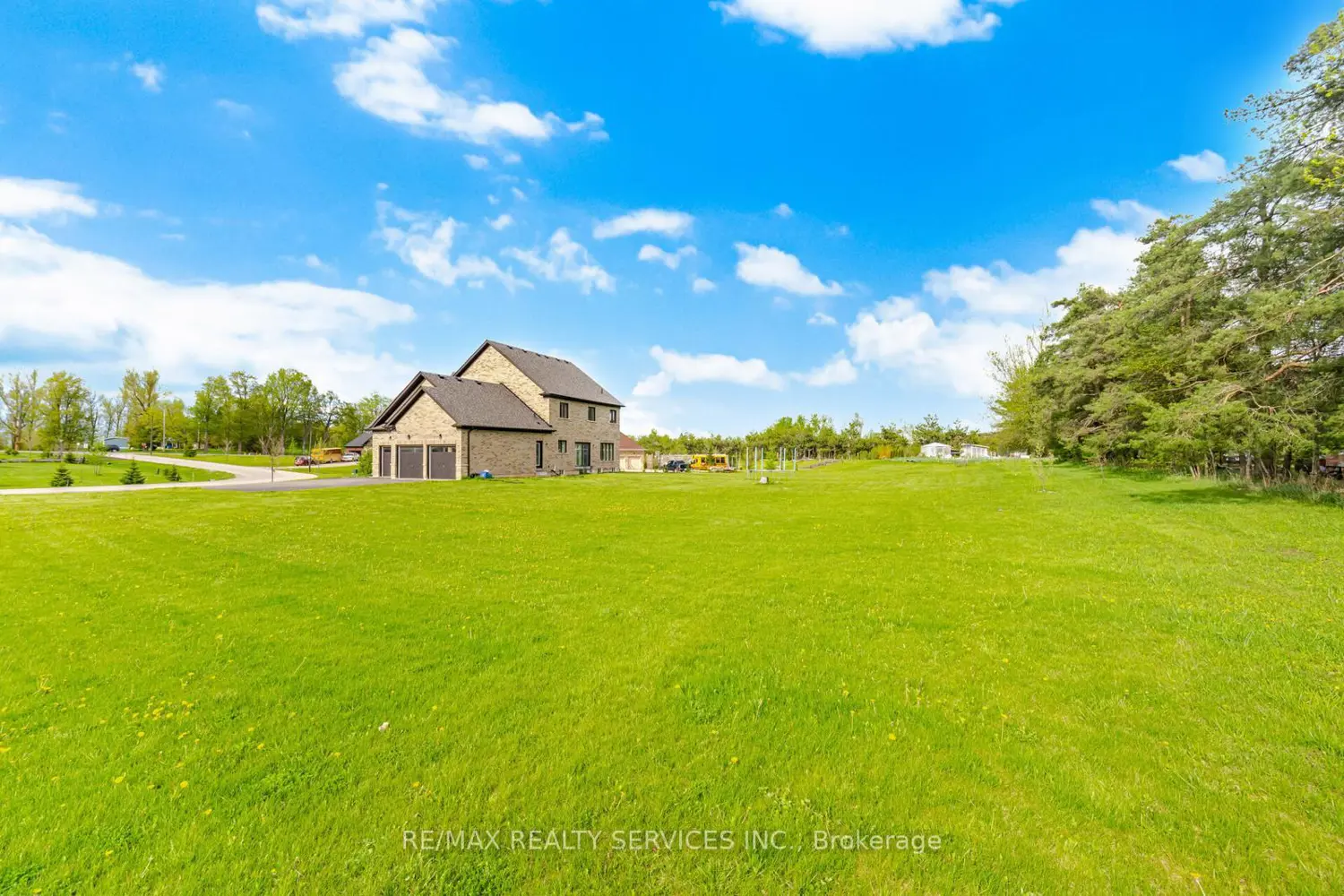 Additional image 18 of 26 Country Meadows Drive
