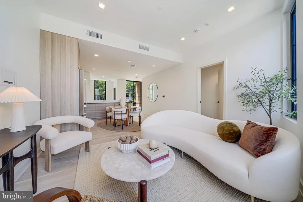 Additional image 4 of 2905 Newark Street NW, Washington, DC 20008