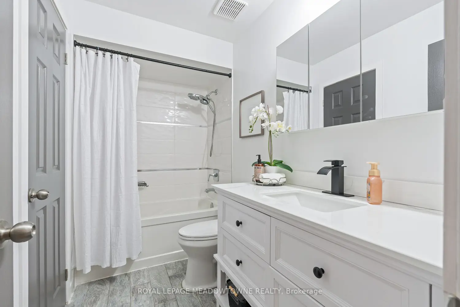 Additional image 13 of 6028 Clover Ridge Crescent