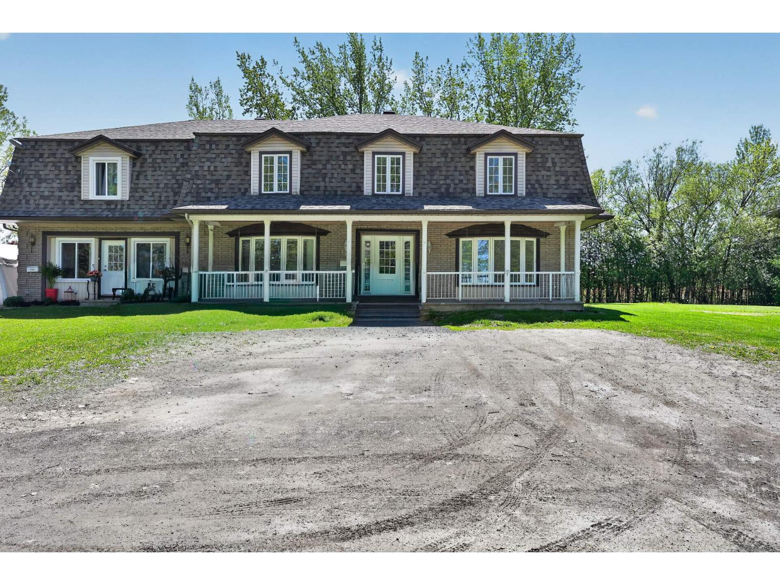 112 Ch. du Lac-St-Louis