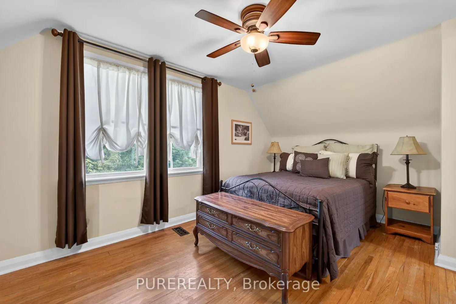 Additional image 12 of 263 East 38Th Street