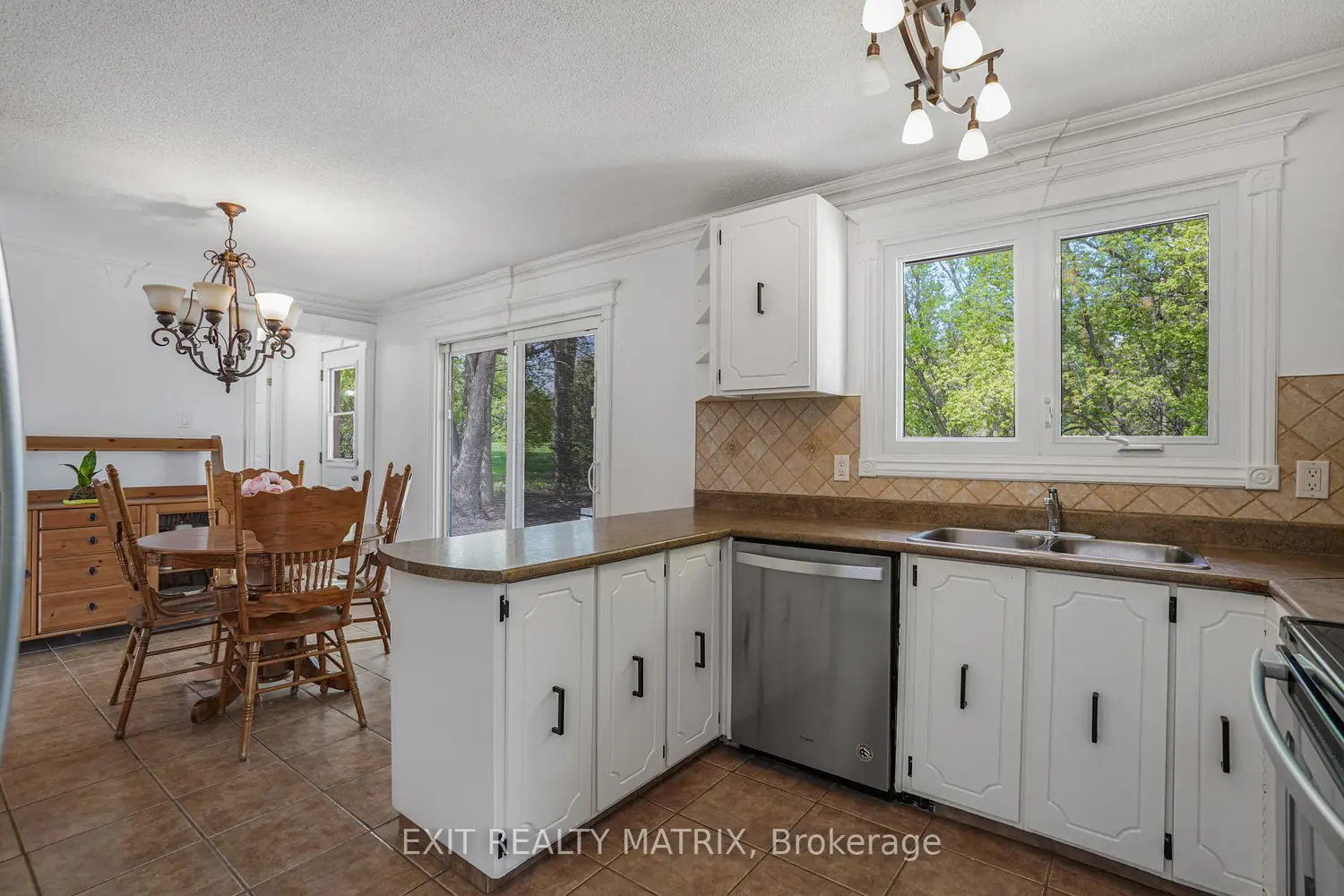 Additional image 6 of 136 Martel Crescent