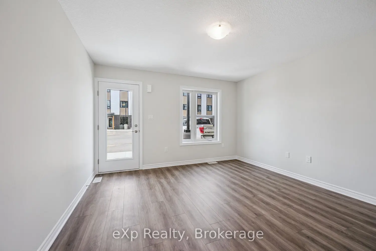 Additional image 6 of 465 Garafraxa Street 2