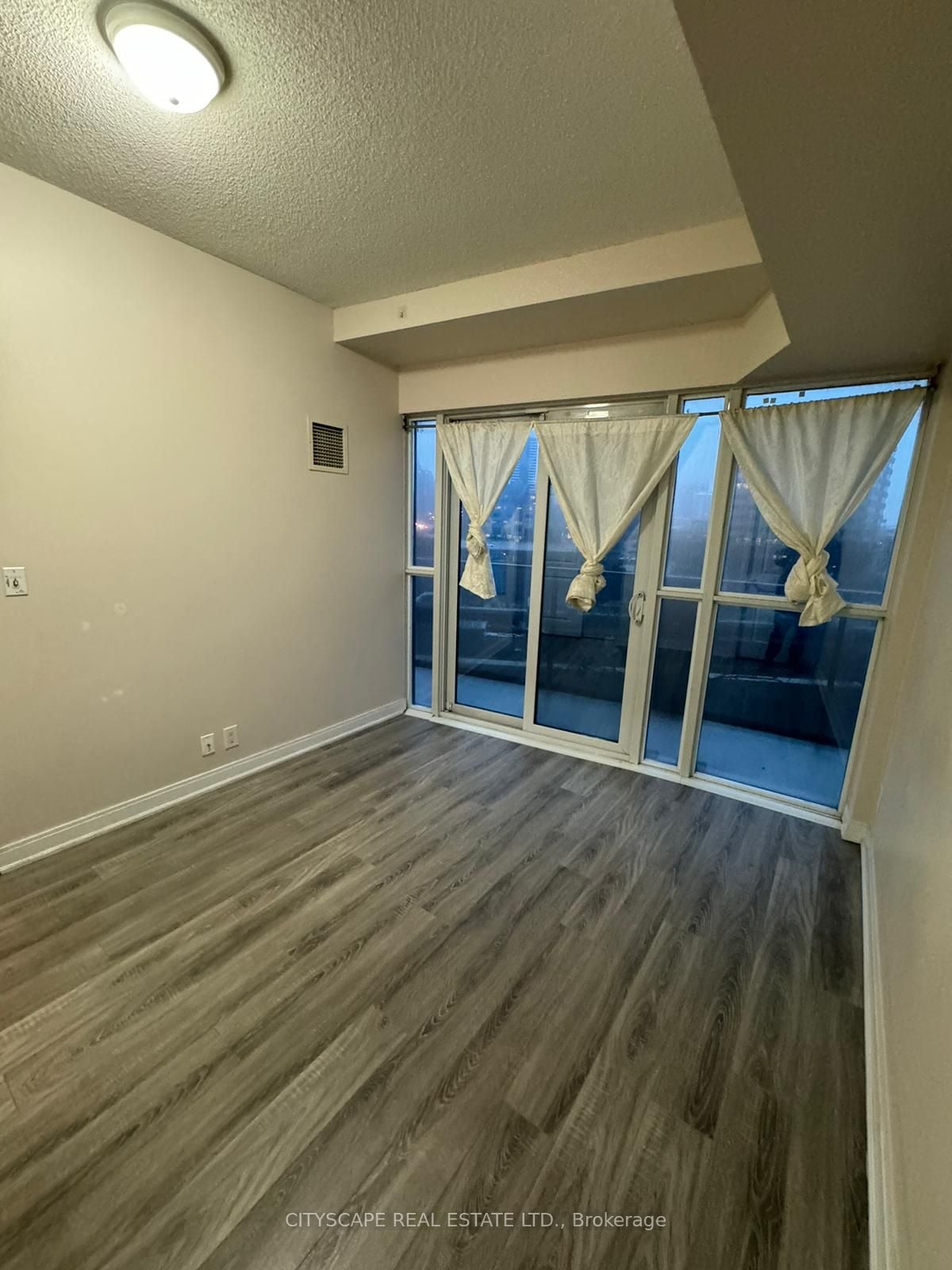 Additional image 6 of 504-60 Absolute Avenue, Mississauga, ON, L4Z 0A9