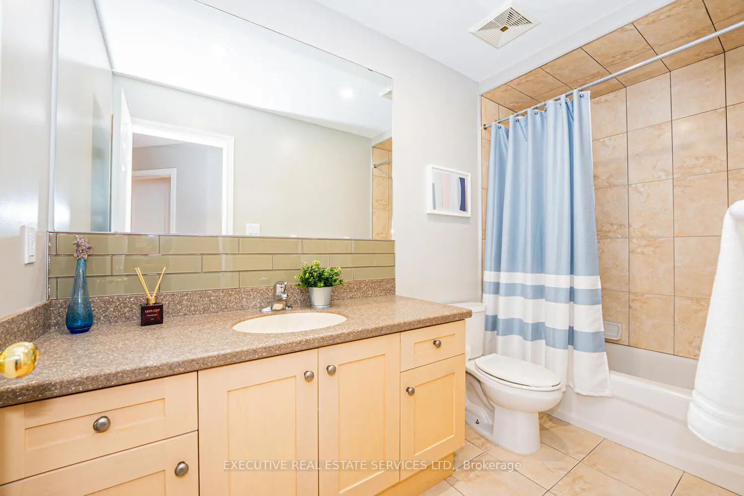 Additional image 18 of 4 Berkshire Place