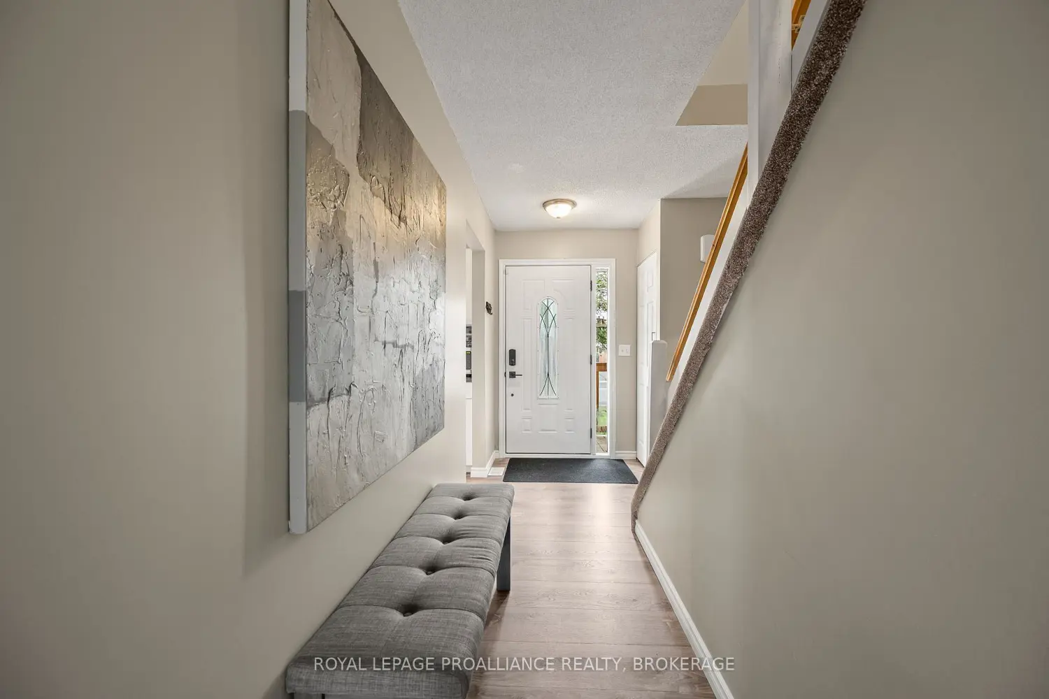 Additional image 7 of 884 Larchwood Crescent