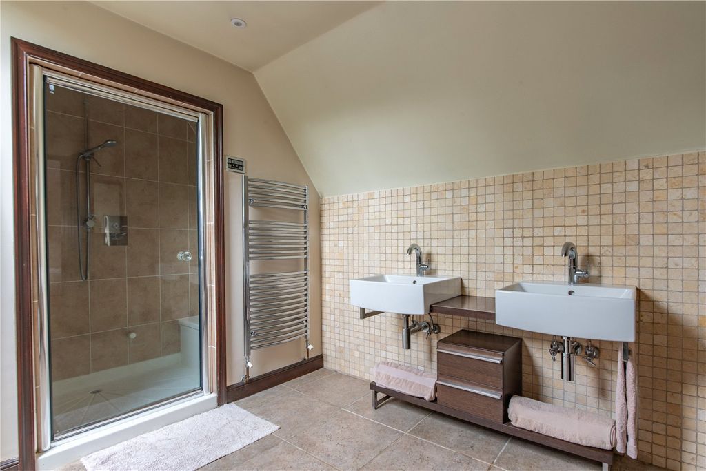 Additional image 17 of 5 bed detached house for saleSnelsmore Common, Newbury, Berkshire RG14