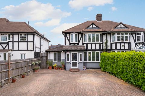 Beverley Way, Raynes Park, London SW20