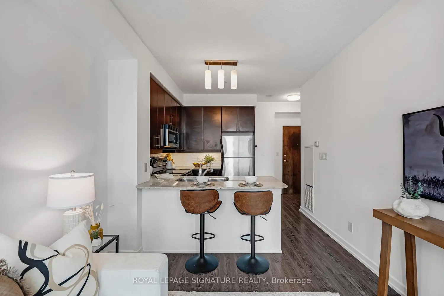 18 Harbour Street 1801 photo 2