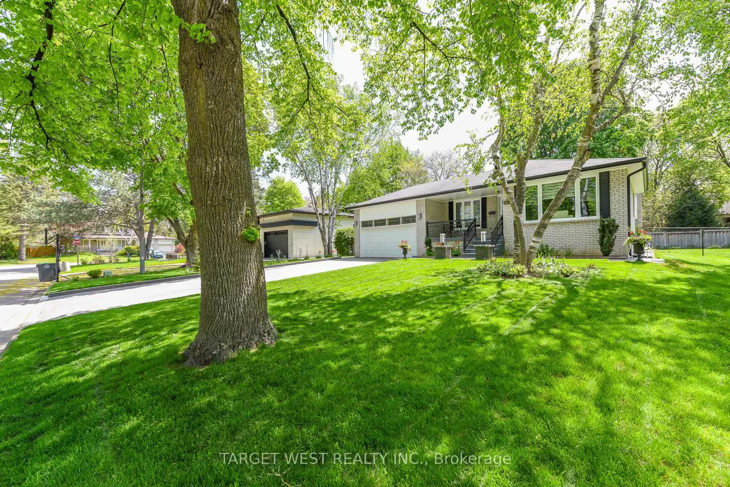 Additional image 2 of 1443 Saginaw Crescent