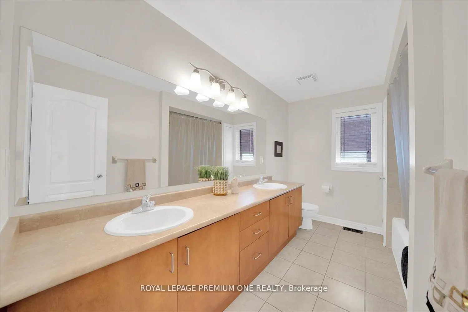 Additional image 13 of 30 Monabelle Crescent
