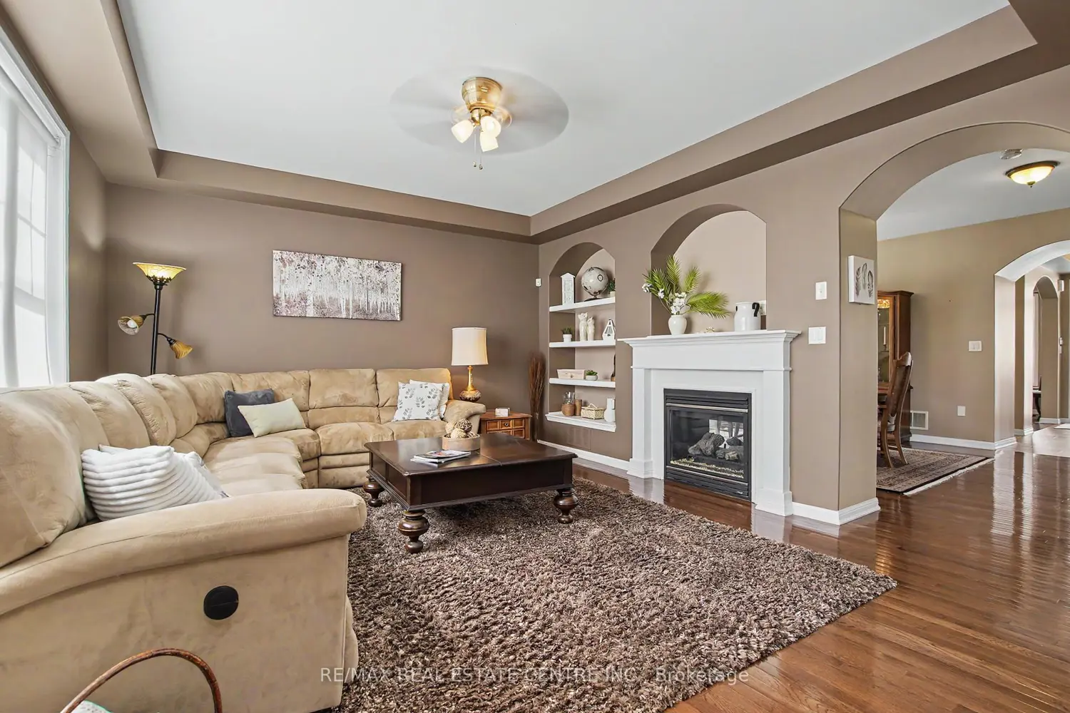379 Wettlaufer Terrace photo 5