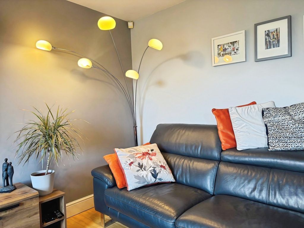 Additional image 13 of 2 bed flat for saleHorsley Hill Road, South Shields, Tyne And Wear NE33